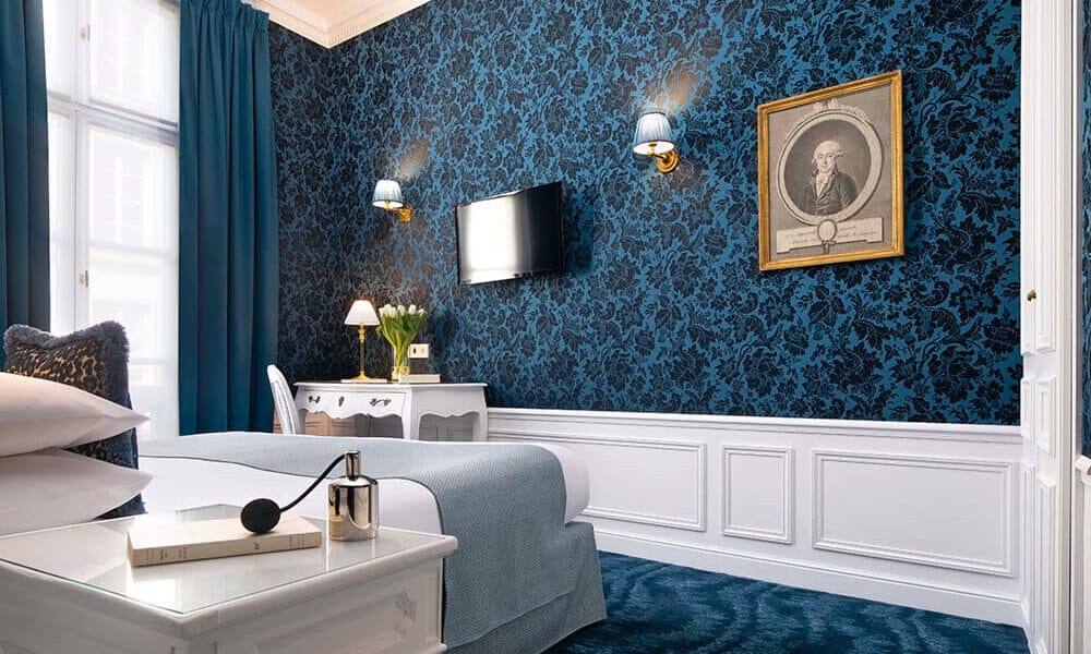 Double or Twin Deluxe room Odeon Hotel Paris 9